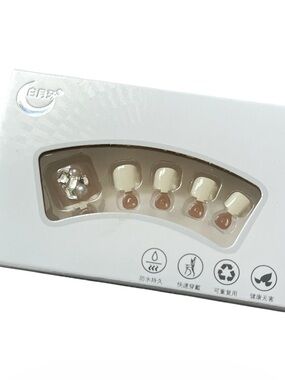 New Off White and Natural Press On Toe Nails